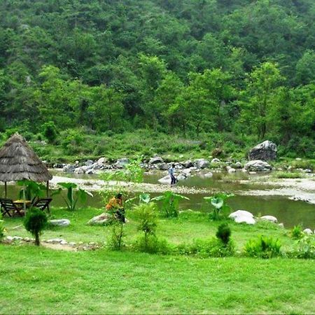 Elephant Brook Resort Rishīkesh Exteriör bild